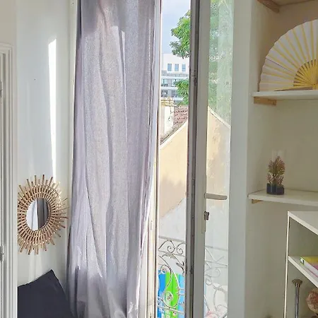 Neuf A La Porte De Paris Apartmán